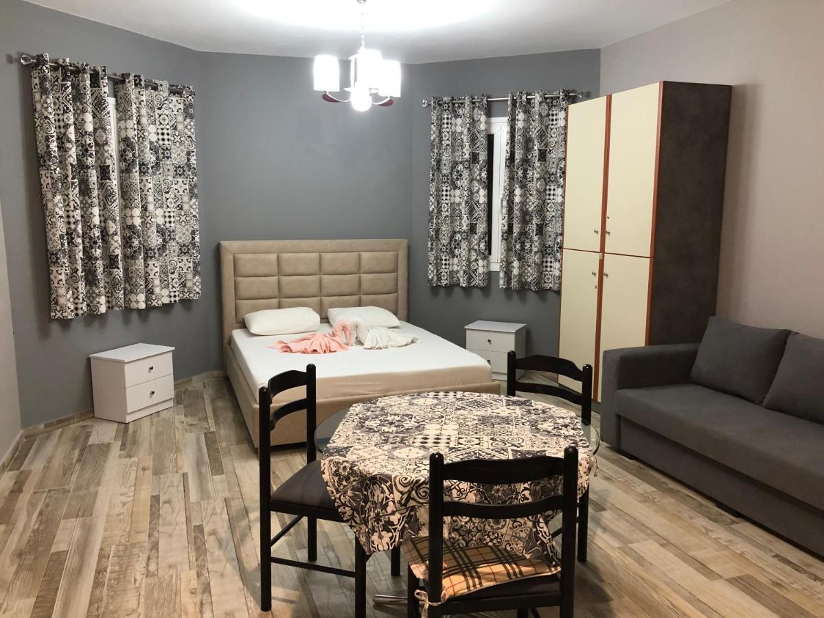 Studios&Apartment Niko Luka Ксамил Екстериор снимка